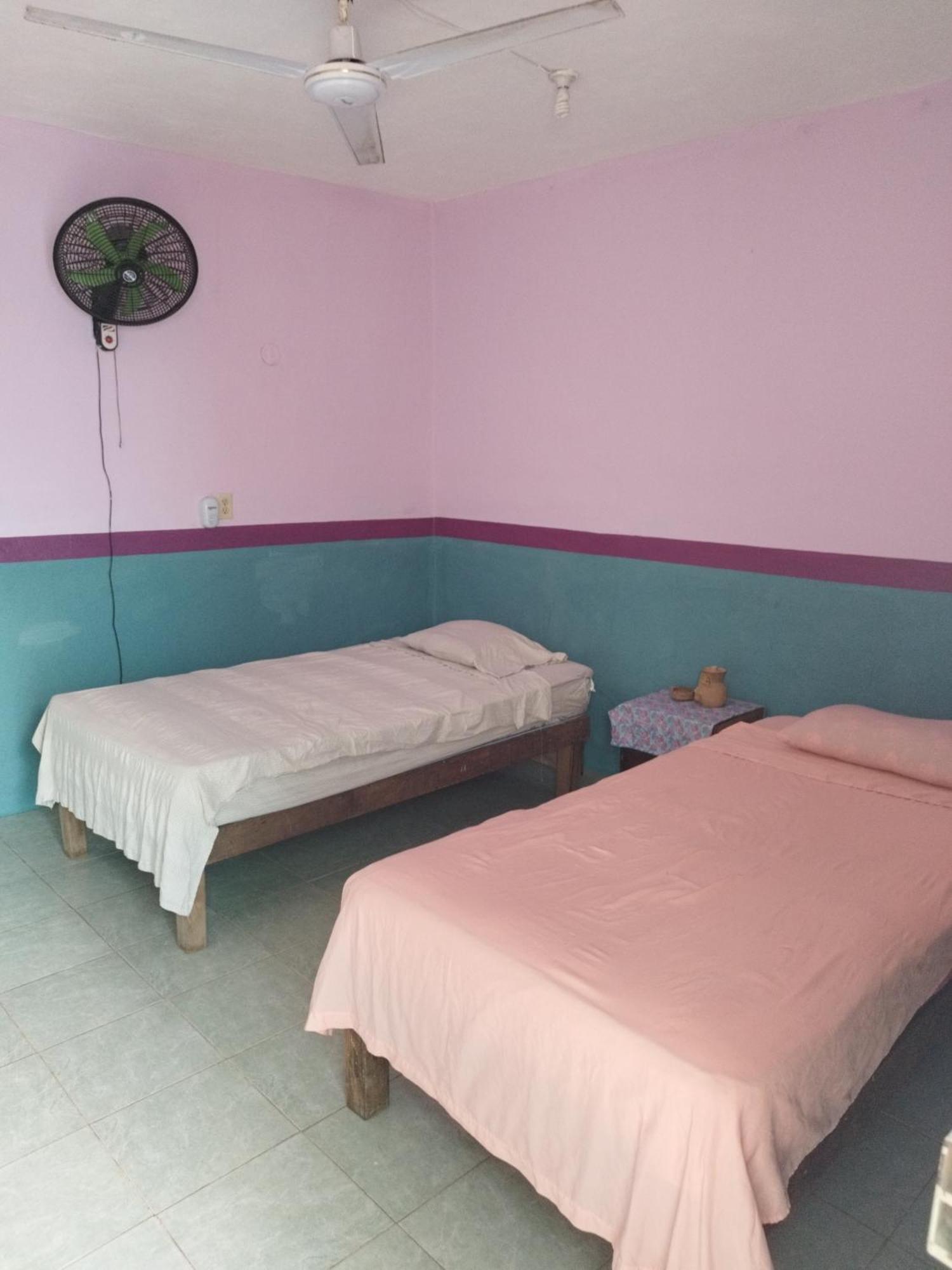 Hostal Y Temazcal Guemez Piste Bagian luar foto